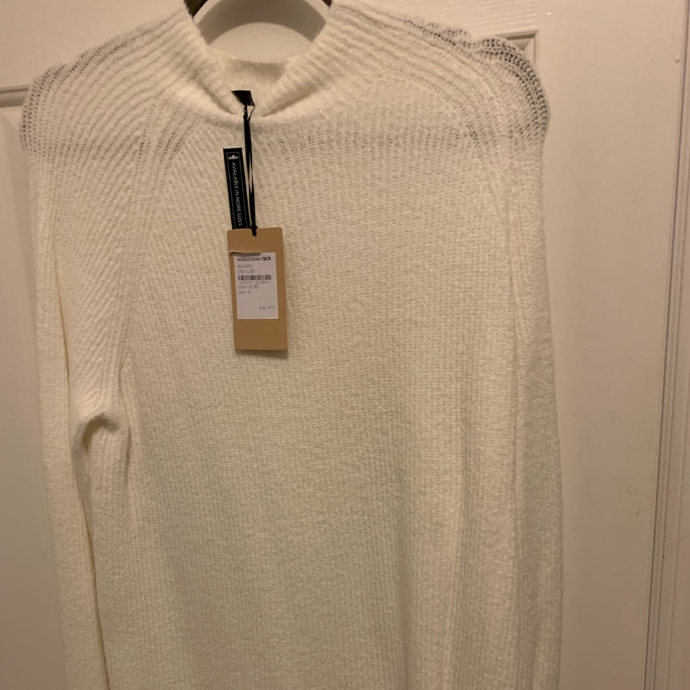 Sweater - Picture 4 of 4
